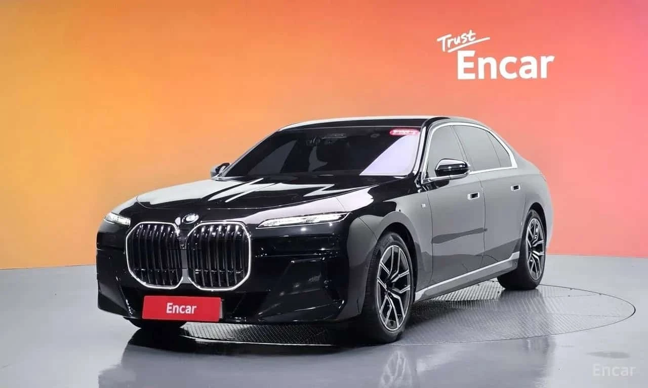 BMW 740 i xDrive M Sport | АВТОФИНАНСИРАНЕ 