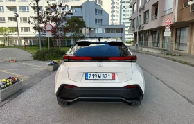 Toyota C-HR 1.8 Hybrid 140кс в Гаранция Обслужен - 27850 € / 54469.87 лв. - 25119682 5