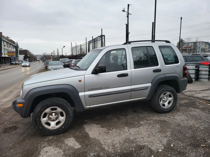 Jeep Cherokee 2.5CRD, снимка 11 - Автомобили и джипове - 48763889