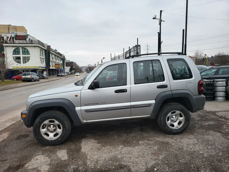 Jeep Cherokee 2.5CRD, снимка 10 - Автомобили и джипове - 48763889