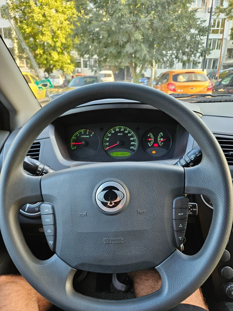 SsangYong Kyron, снимка 5 - Автомобили и джипове - 51724912