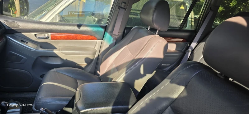 Toyota Land cruiser, снимка 9 - Автомобили и джипове - 52696481