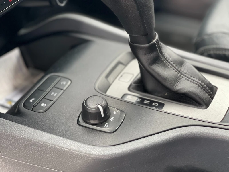 Ford Ranger 3.2TDCi Limited 4x4, снимка 15 - Автомобили и джипове - 51766246