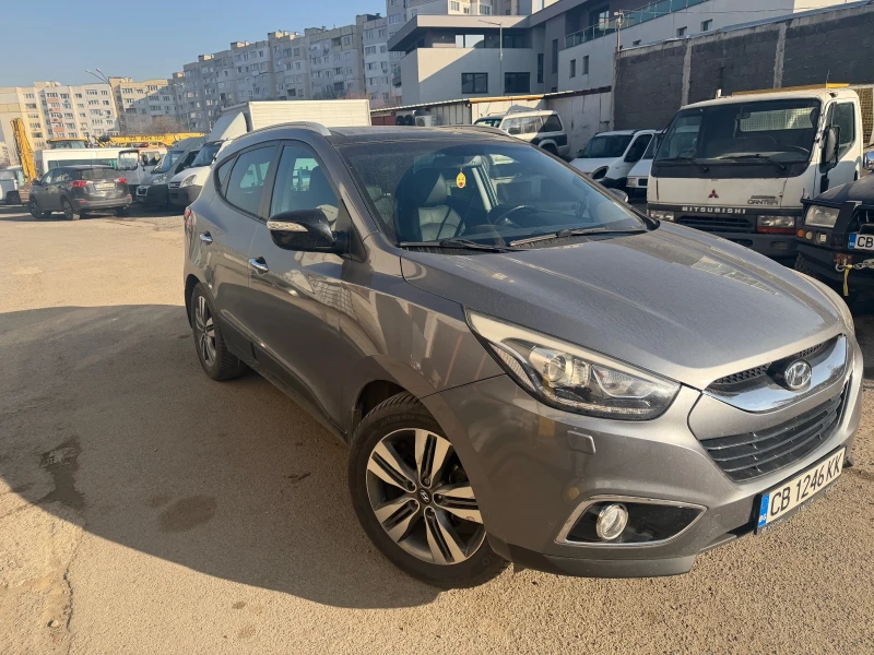Hyundai IX35 2.0 CRDI, снимка 4 - Автомобили и джипове - 52847796