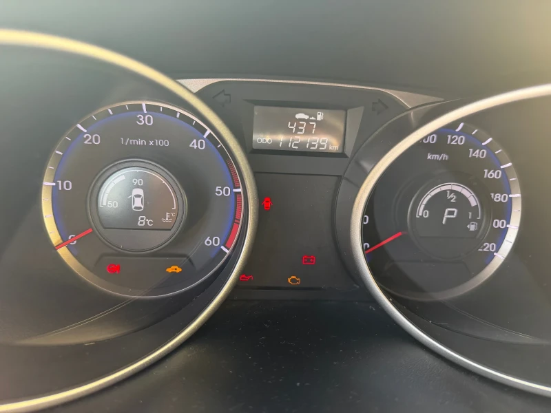 Hyundai IX35 2.0 CRDI, снимка 6 - Автомобили и джипове - 52847796