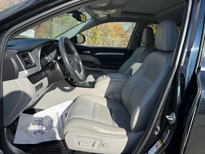 Toyota Highlander HYBRID XLE * * CARFAX * * АВТО КРЕДИТ * * , снимка 8 - Автомобили и джипове - 53067996