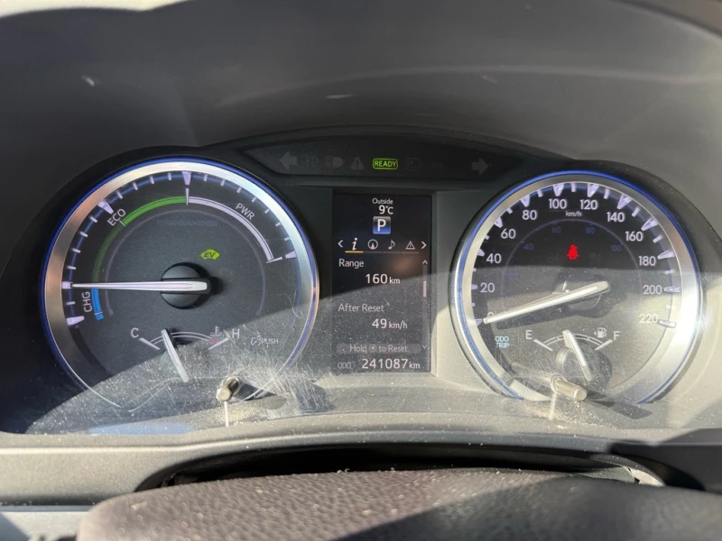 Toyota Highlander HYBRID XLE * * CARFAX * * АВТО КРЕДИТ * * , снимка 10 - Автомобили и джипове - 53067996