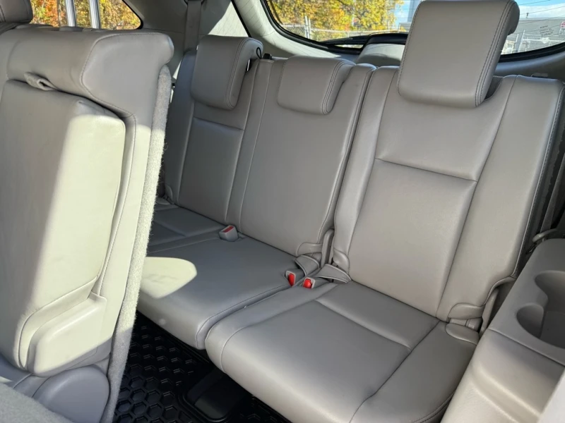 Toyota Highlander HYBRID XLE * * CARFAX * * АВТО КРЕДИТ * * , снимка 15 - Автомобили и джипове - 53067996