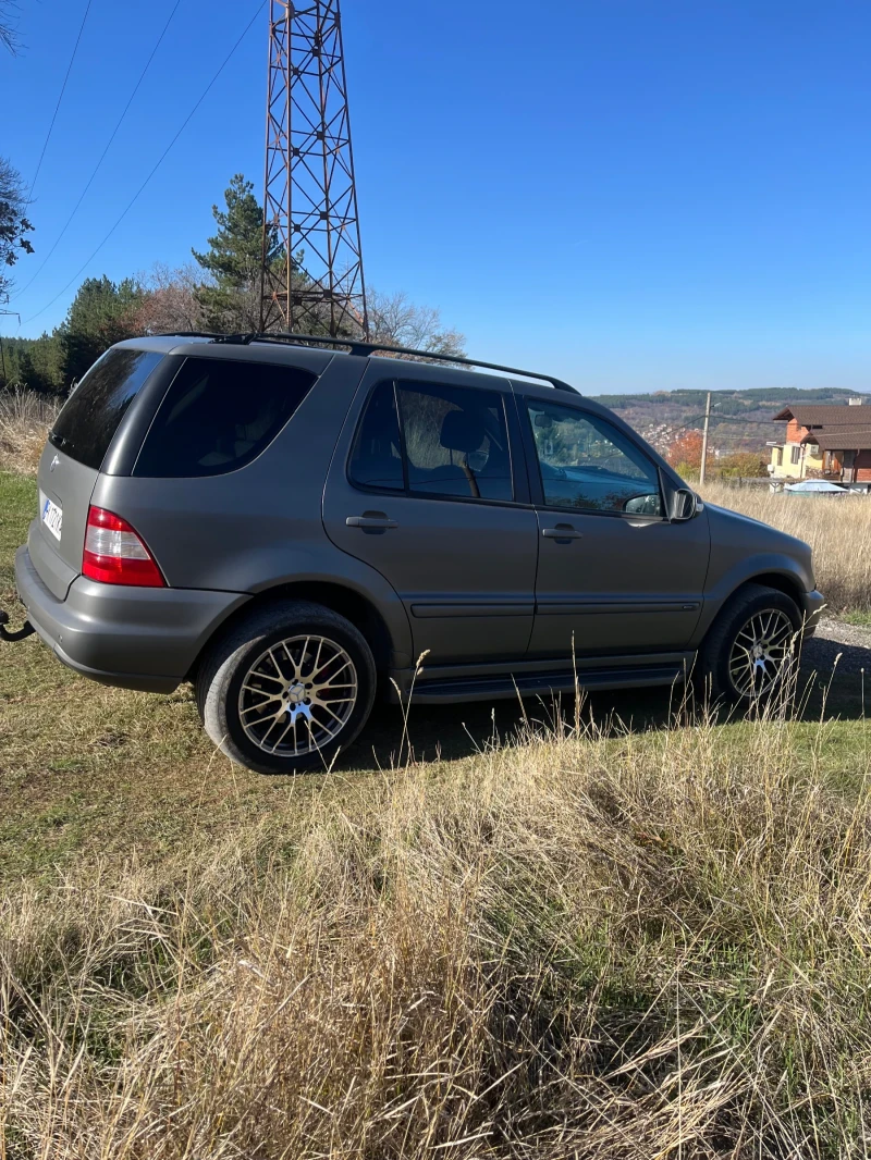Mercedes-Benz ML 350 3.5 Газ Бензин 245кс, снимка 4 - Автомобили и джипове - 53441264