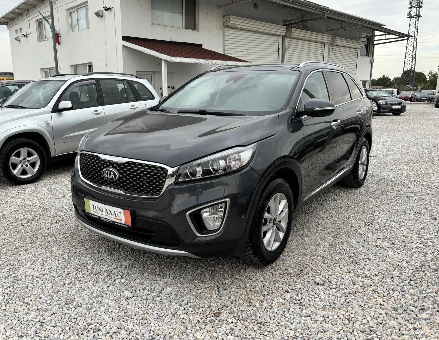 Kia Sorento 2.2crdi* 7местен* Navi* Панорама* Euro 6* Лизинг - изображение 2