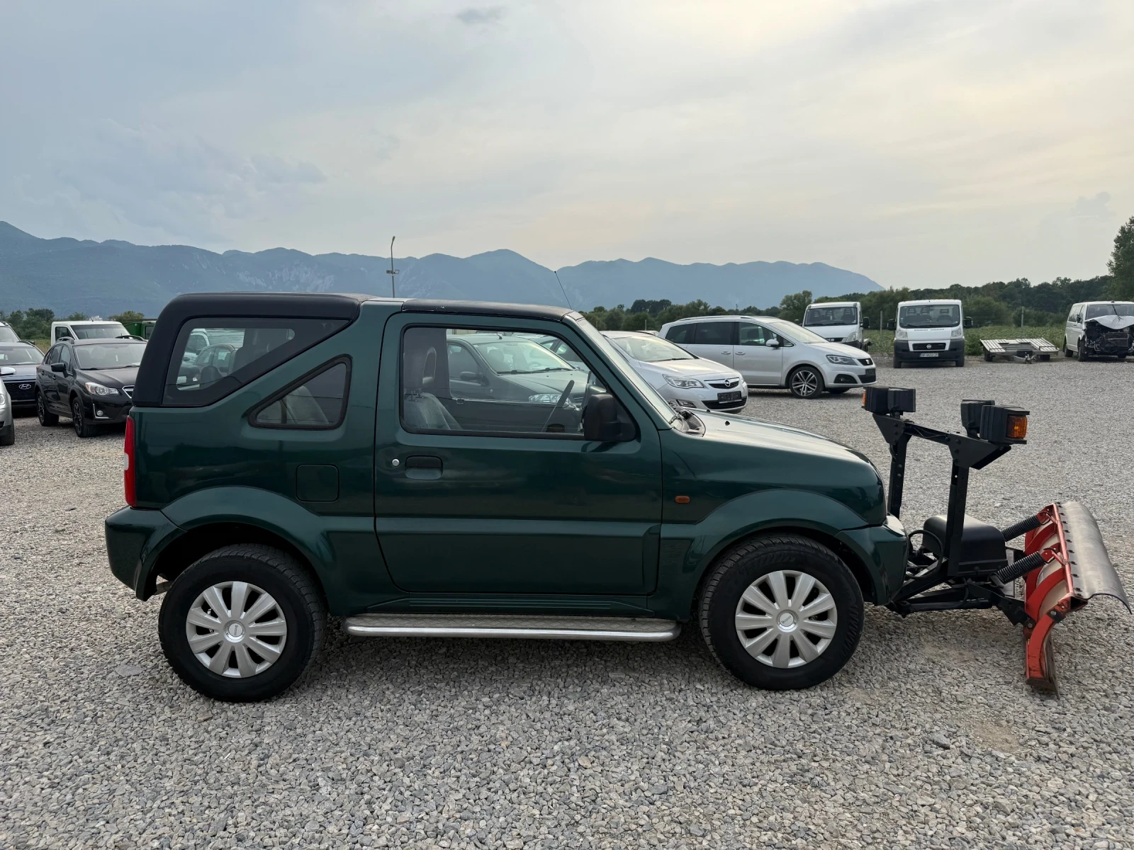 Suzuki Jimny 1.3i-80PS-СНЕГОРИН - изображение 4