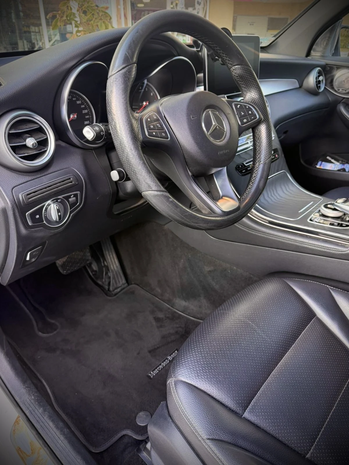 Mercedes-Benz GLC 300 GLC 300 4MATIC FULL EXTRA 9G-TRONIC PANORAMA 360 | Mobile.bg — изображение 16