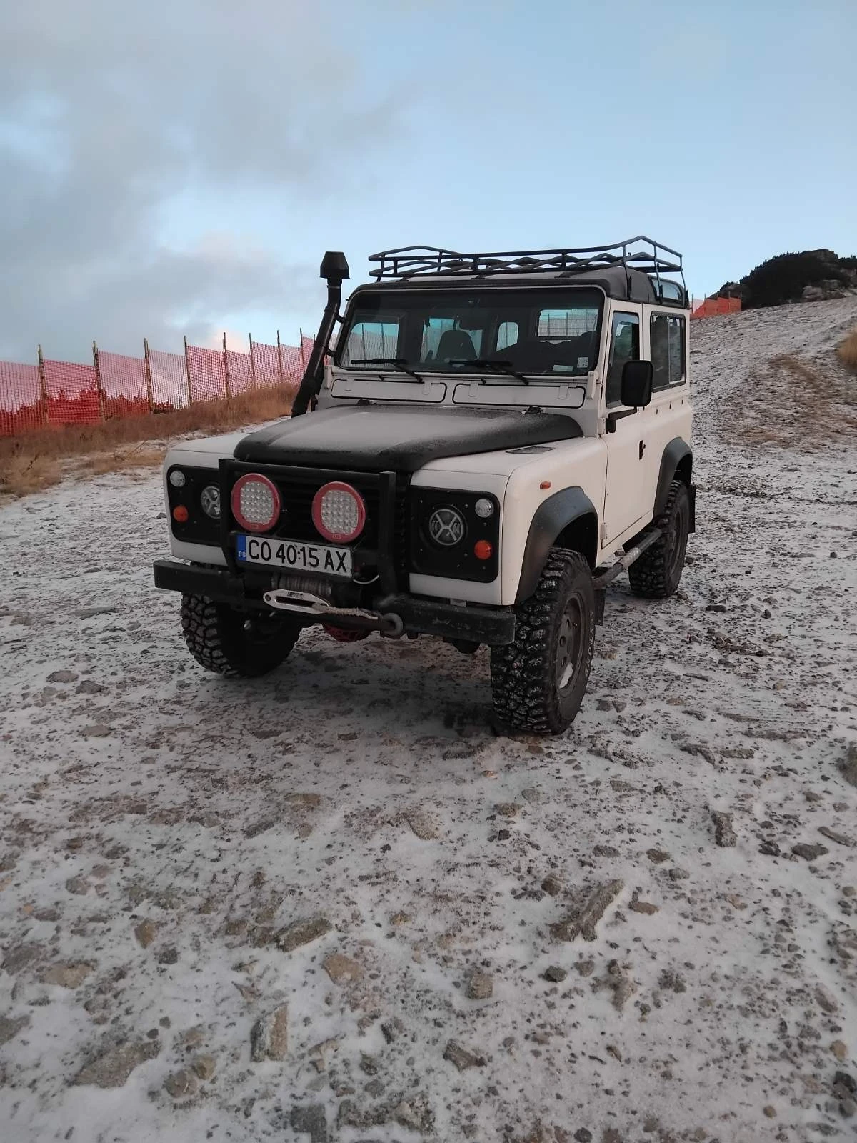 Land Rover Defender, снимка 2 - Автомобили и джипове - 53874095