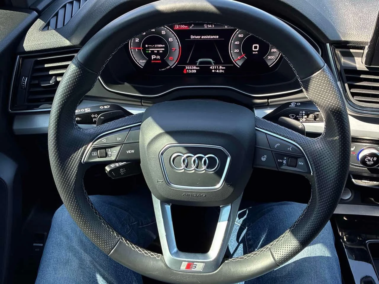 Audi Q5 * Progressiv * S-line* DISTRONIC* PANORAMA* , снимка 16 - Автомобили и джипове - 54001268