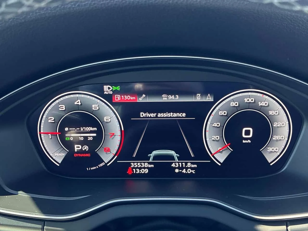 Audi Q5 * Progressiv * S-line* DISTRONIC* PANORAMA* , снимка 8 - Автомобили и джипове - 54001268