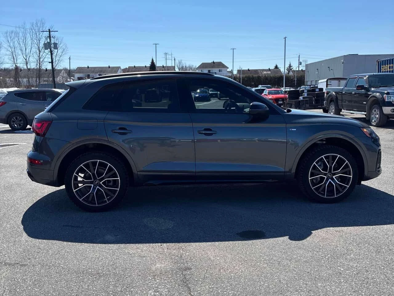 Audi Q5 * Progressiv * S-line* DISTRONIC* PANORAMA* , снимка 3 - Автомобили и джипове - 54001268