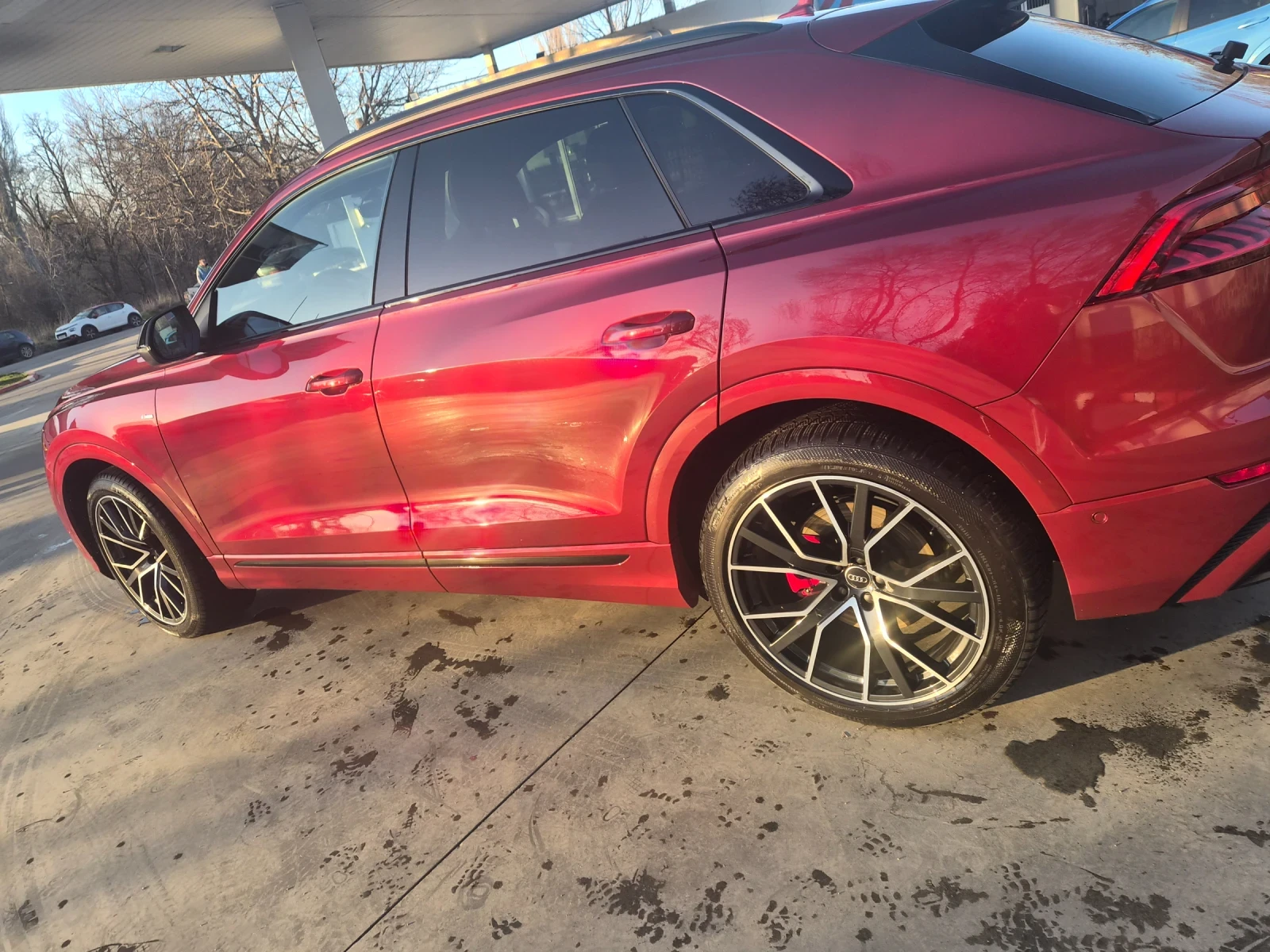 Audi Q8, снимка 4 - Автомобили и джипове - 55613849