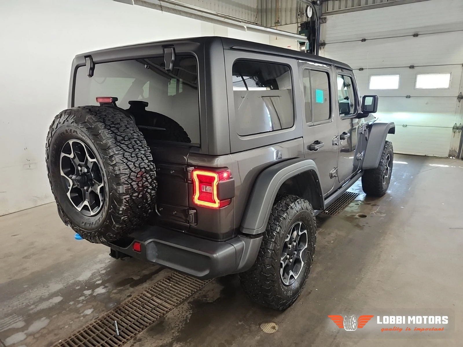 Jeep Wrangler, снимка 3 - Автомобили и джипове - 56098810