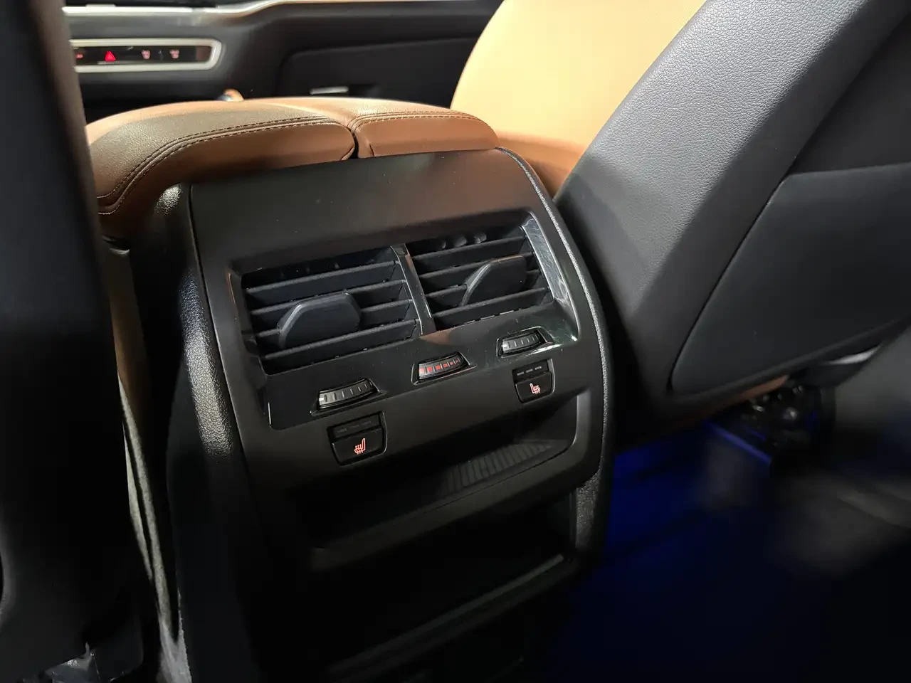 BMW X6, снимка 14 - Автомобили и джипове - 56227336