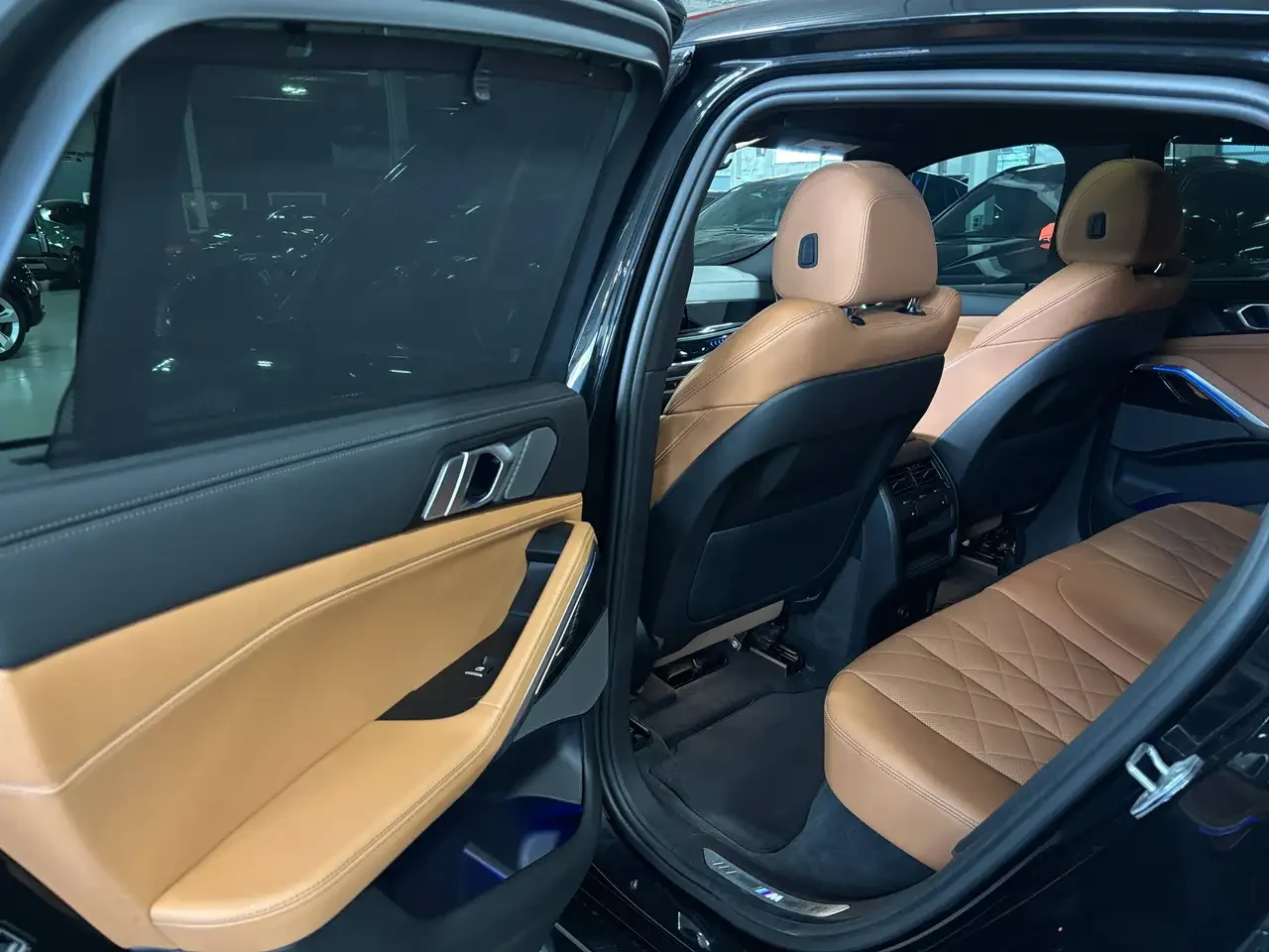 BMW X6, снимка 8 - Автомобили и джипове - 56227336