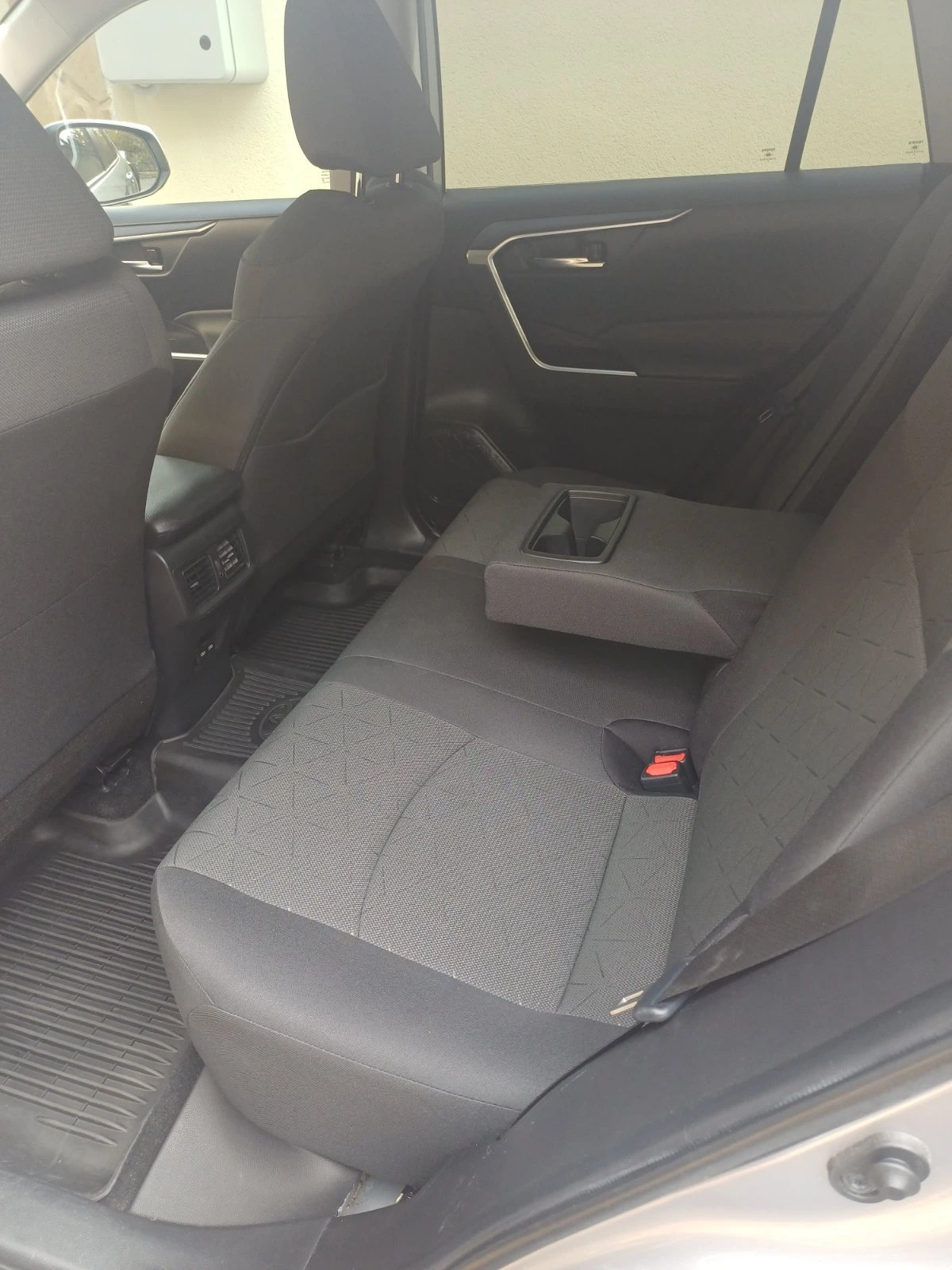 Toyota Rav4 2.5l, XLE, AWD, 49968 �� | Mobile.bg � ����������� 16
