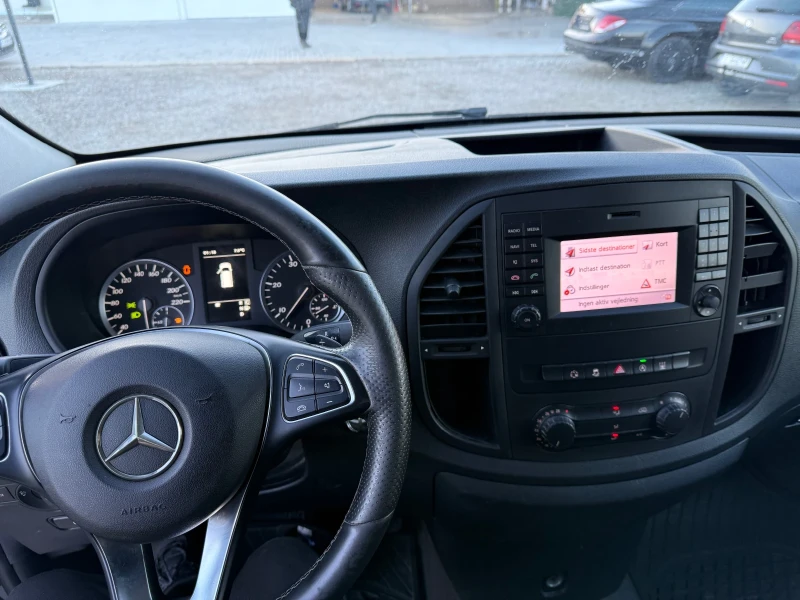 Mercedes-Benz Vito 2.2d 140hp/NAVI/CAMERA/AUTOMATIC, снимка 9 - Бусове и автобуси - 48760333