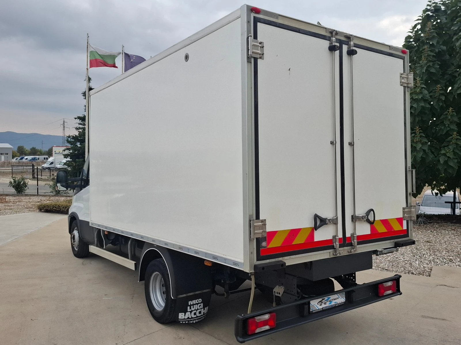 Iveco Daily Euro6B/220V/Климатик - изображение 2