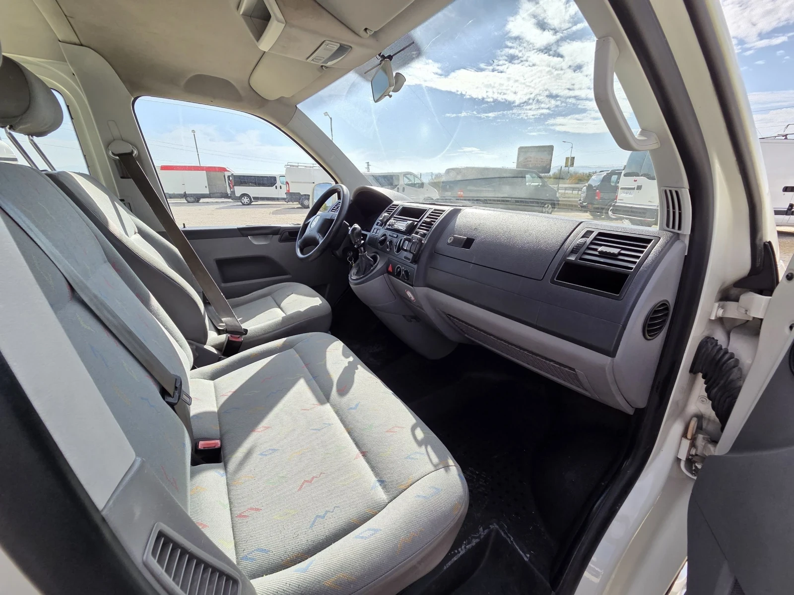 VW Transporter 1.9 TDI MAXXI - изображение 9