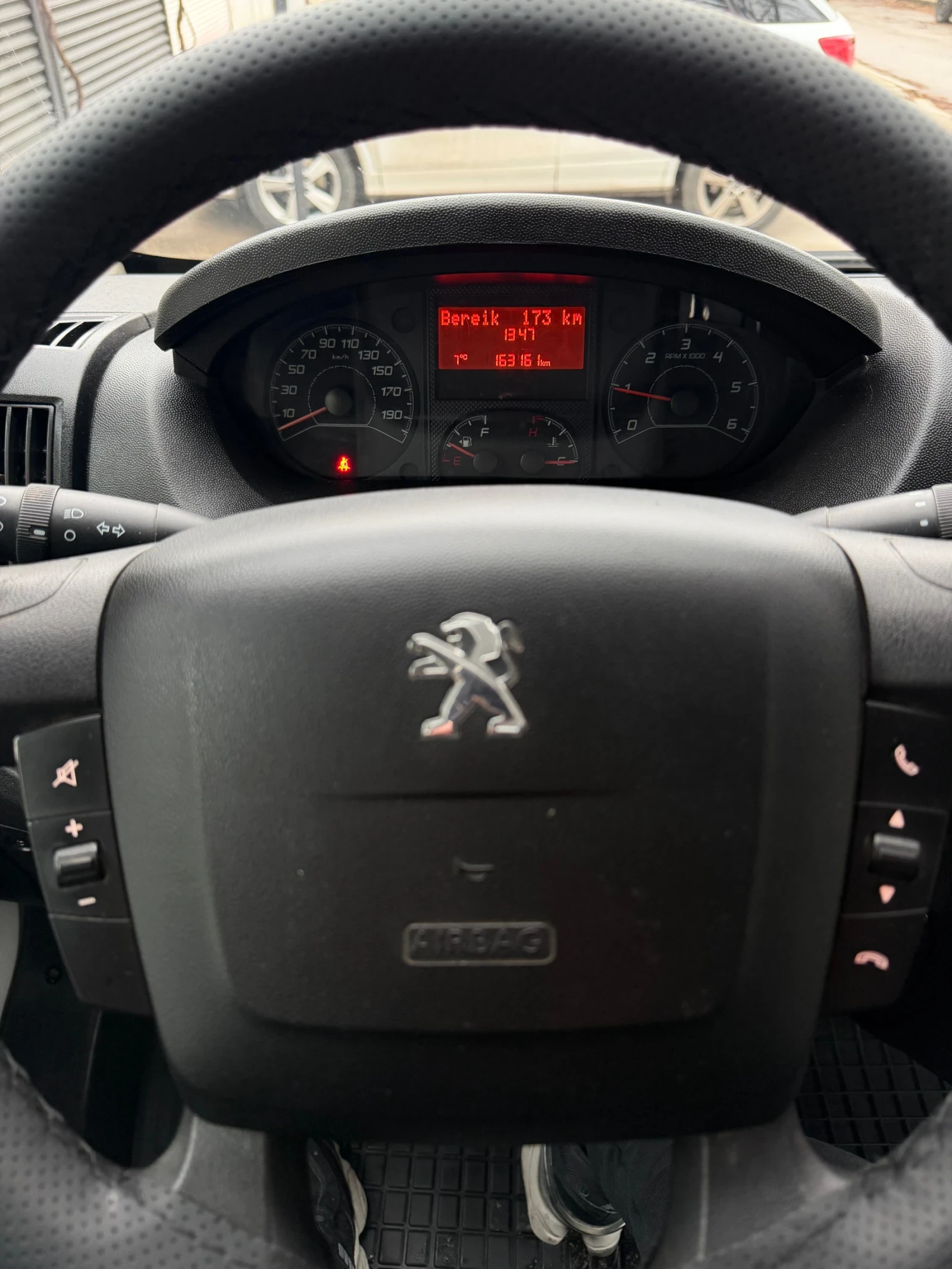 Peugeot Boxer 2.2 130 кс Реални Дуказуеми 163.000 км - изображение 10