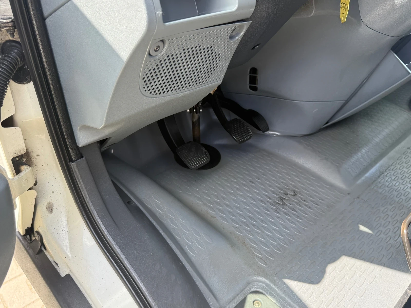 Iveco Daily 40C18 KAT Б 3.5Т, снимка 10 - Бусове и автобуси - 54596964