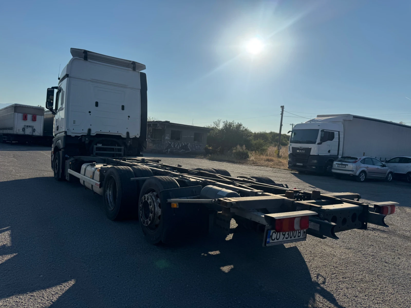 Mercedes-Benz Actros 2542 BDF 6x2 euro6, снимка 2 - Камиони - 55929993