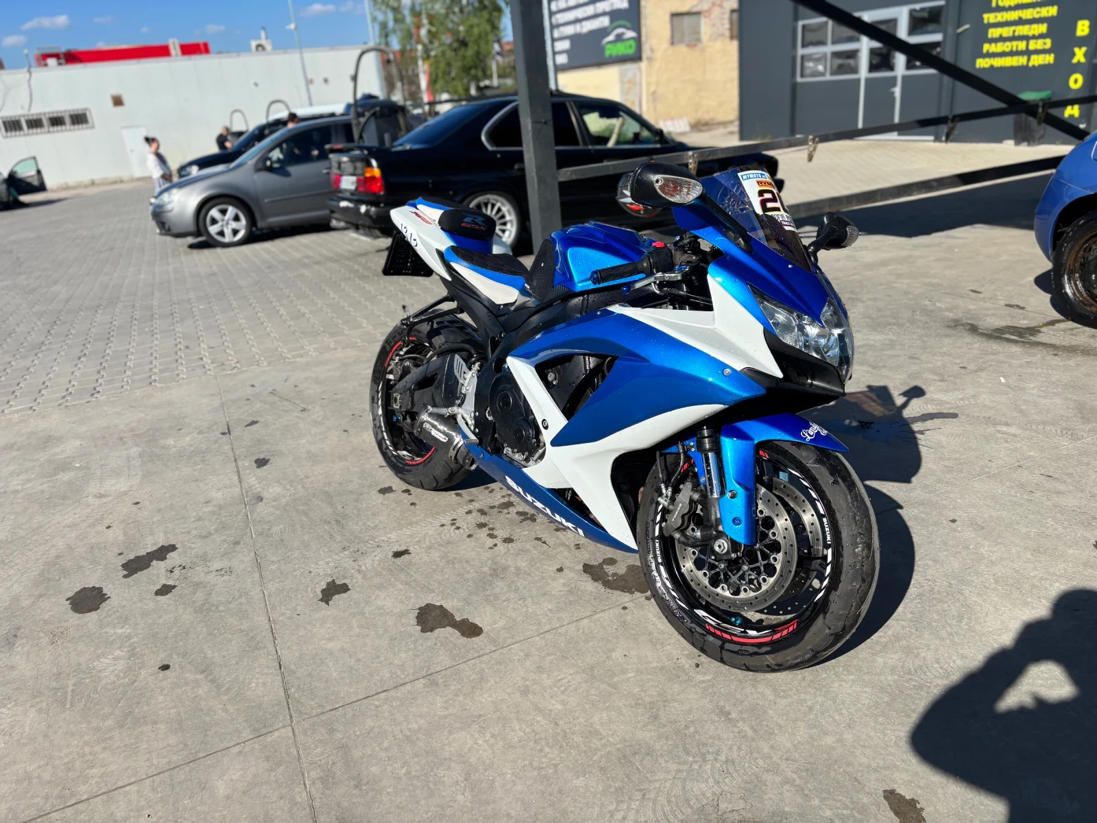 Suzuki Gsxr Gsxr750k9 - изображение 3