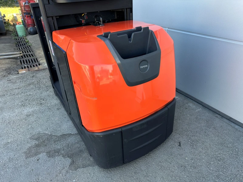 Електрокар Toyota OSE100 ордер-пикър, снимка 4 - Индустриална техника - 51882640