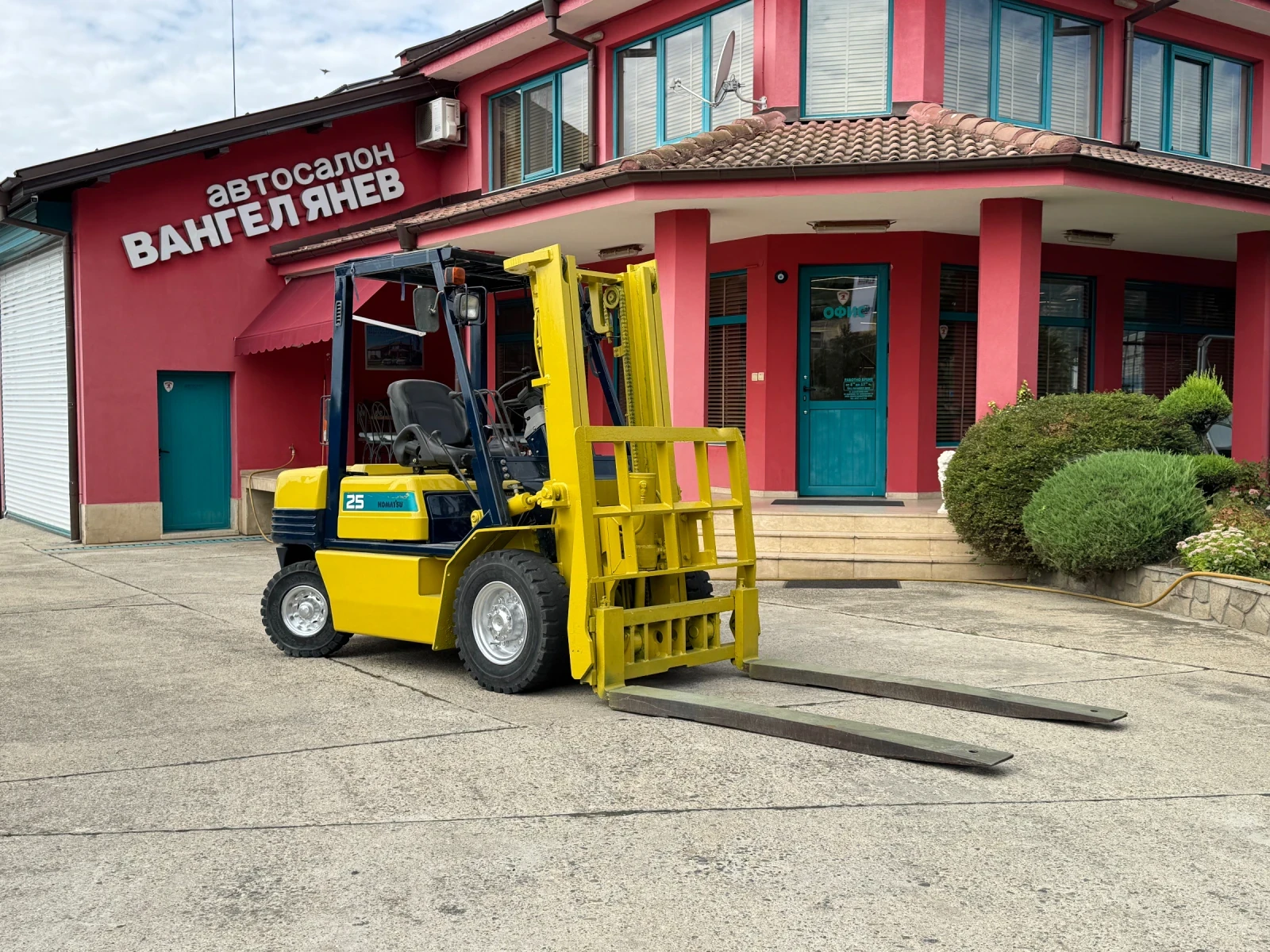 Мотокар Komatsu  2.5 тона, снимка 1