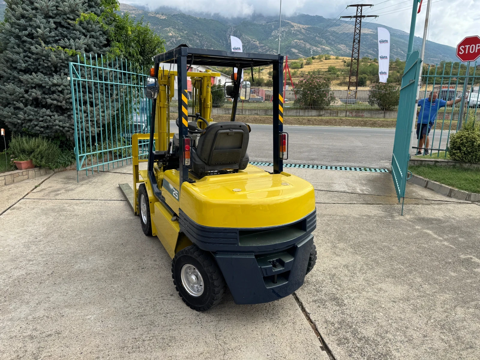  Komatsu  2.5  | Mobile.bg   9