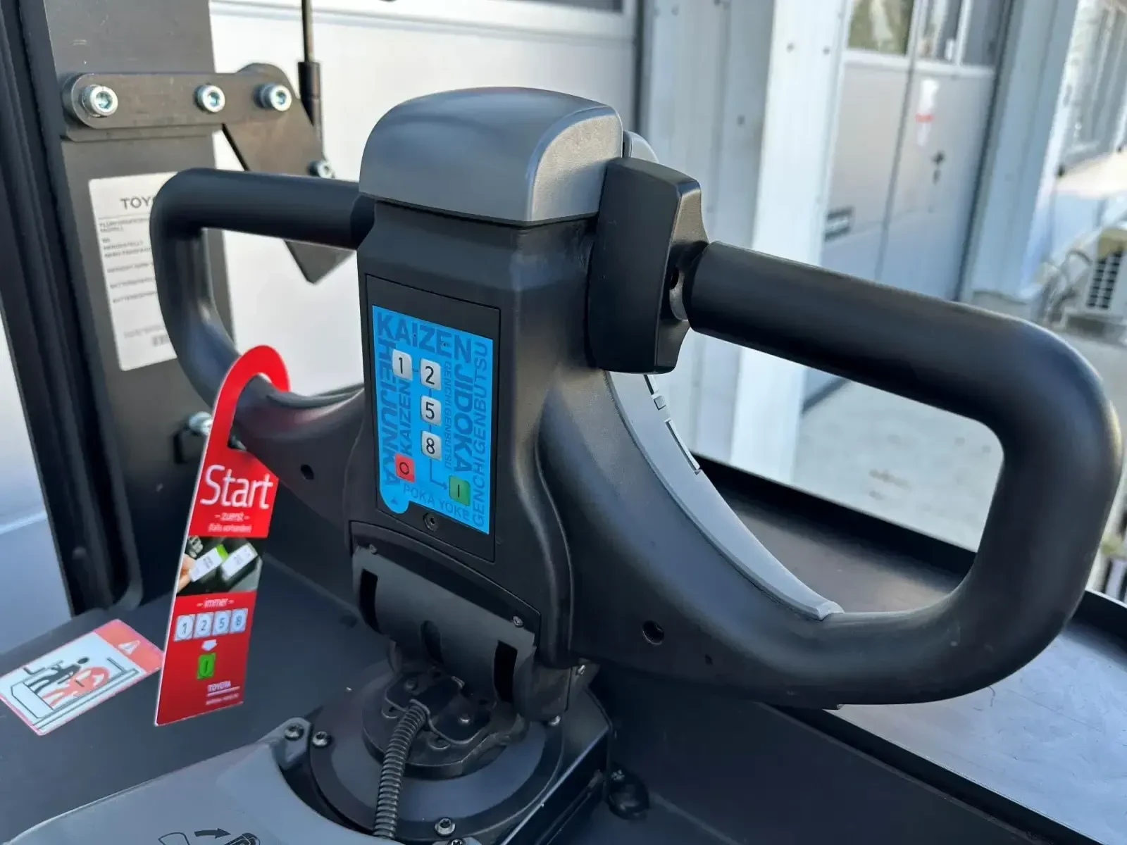  Toyota OSE100 - | Mobile.bg   5