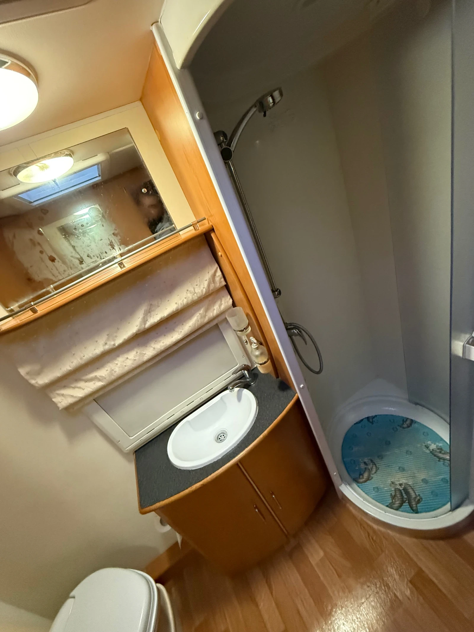 �������� Compas Railly ������ | Mobile.bg � ����������� 16