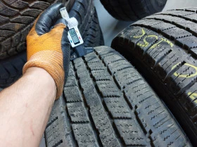 Гуми Зимни 225/70R15, снимка 4