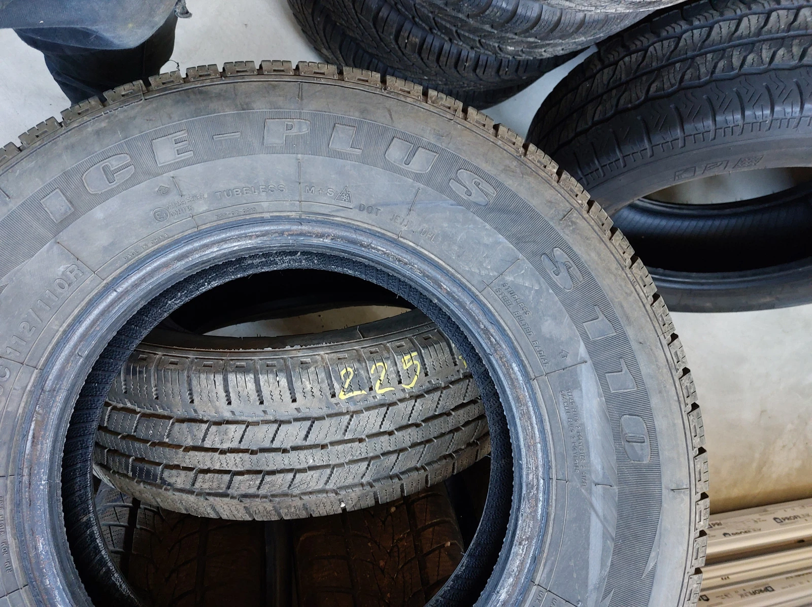 ���� 225/70R15 | Mobile.bg � ����������� 6