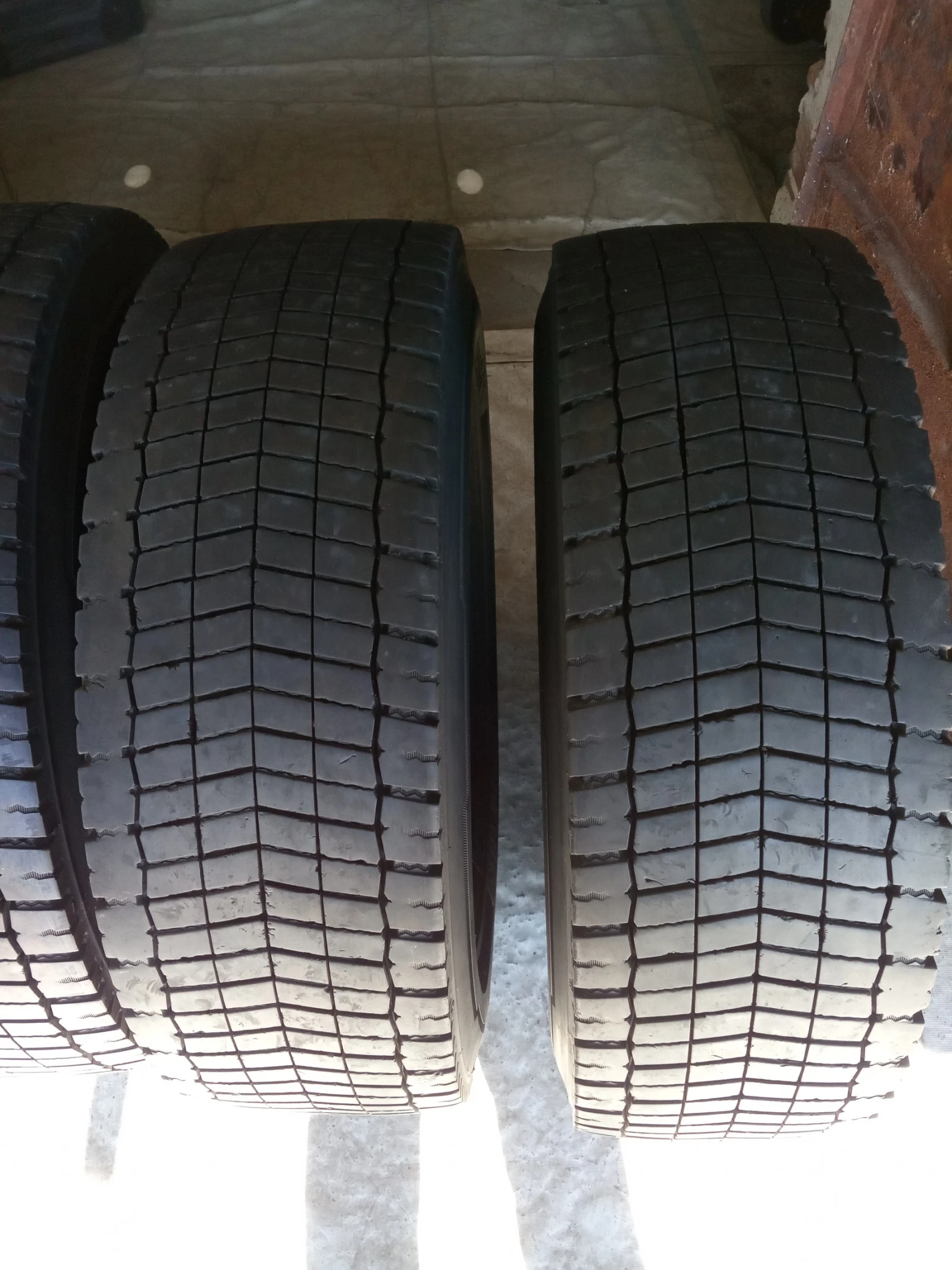  305/70R19.5 | Mobile.bg   3