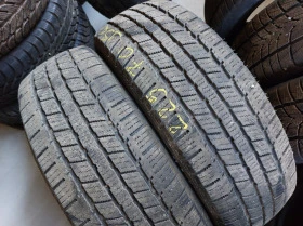 Гуми Зимни 225/70R15, снимка 1 - Гуми и джанти - 41834711