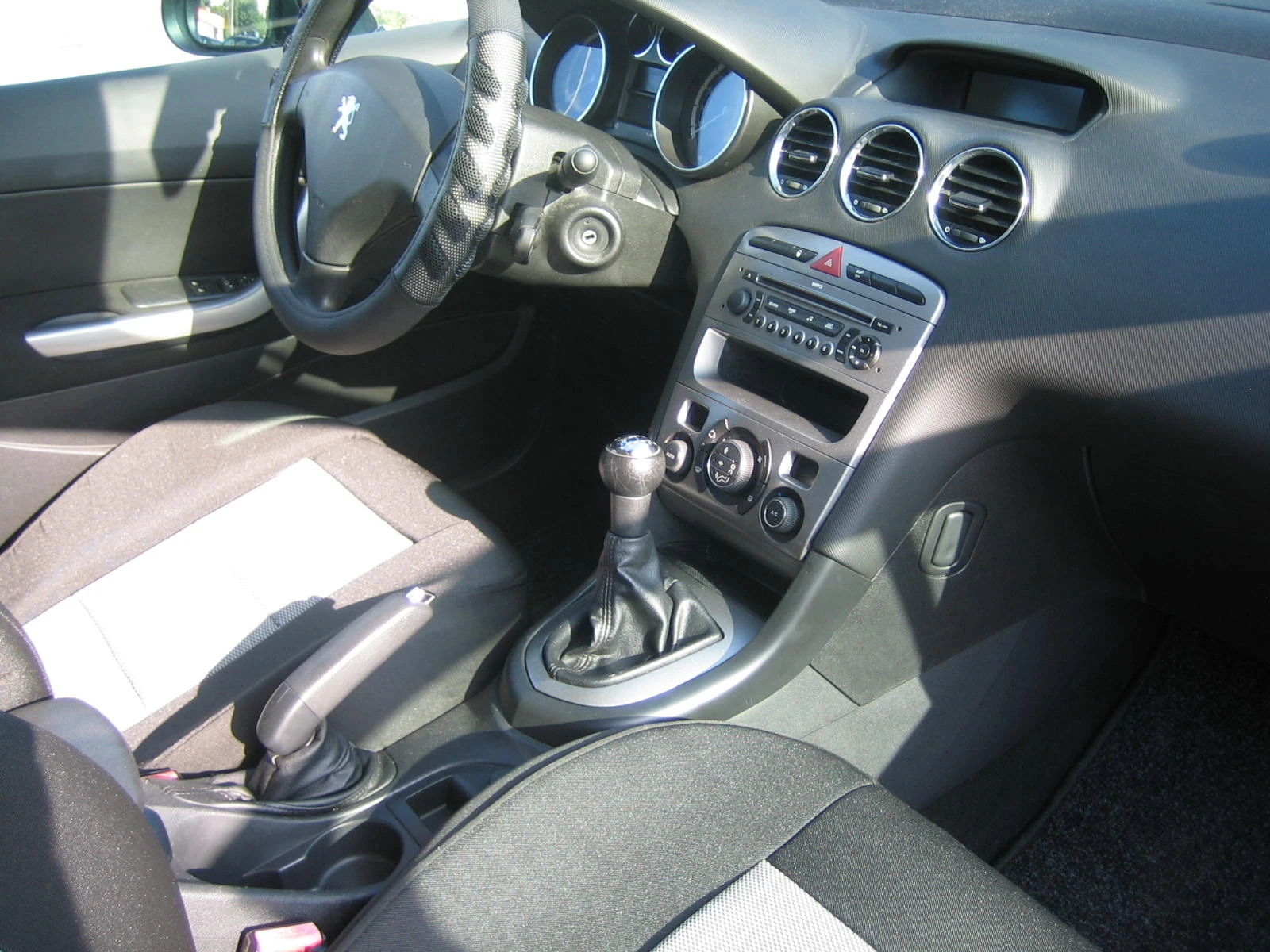 Rent a car /    - Peugeot 308 -  10 euro /  | Mobile.bg   12