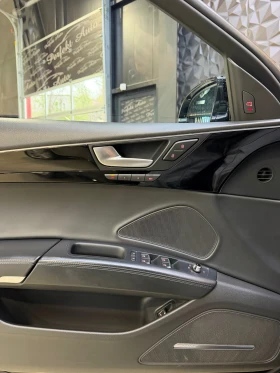 Audi A8 4.2 TDI QUATTRO* FULL ЕКСТРИ* BOSE* MATRIX* ШИБЕДА, снимка 13