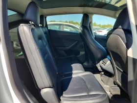 Tesla Model Y DUAL MOTOR* LONG RANGE* AWD* ТЕРМОПОМПА* , снимка 9
