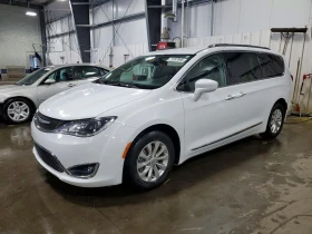 Chrysler Pacifica 3.6l Touring L, снимка 1