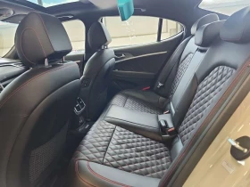 Genesis G70  3.3T SPORT / CARFAX / ЦЕНА ДО БЪЛГАРИЯ | Auto.bg — изображение 12