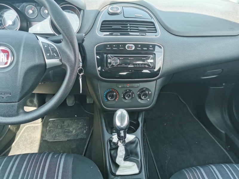 Fiat Punto M Jet Evro 5 , снимка 8 - Автомобили и джипове - 46356674