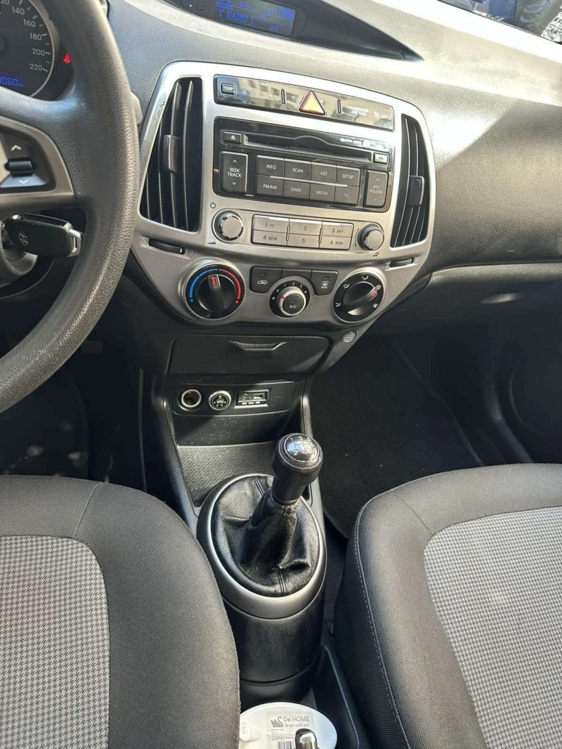 Hyundai I20 Газ100060км 5 врати , снимка 7 - Автомобили и джипове - 47190984