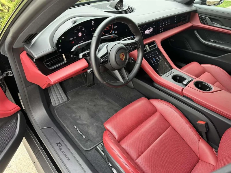 Porsche Taycan PLUS BOSE, снимка 10 - Автомобили и джипове - 47556375