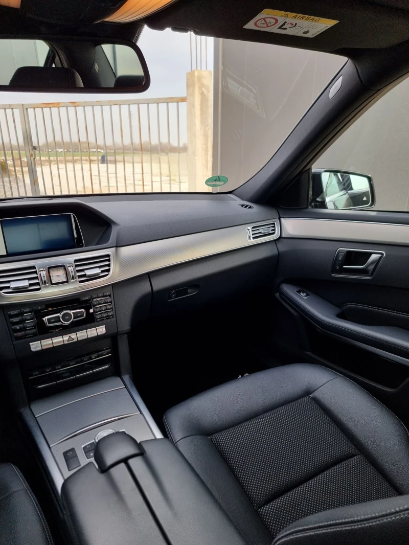 Mercedes-Benz E 250 Германия-Пълна История в Mercedes-Distronic+ , снимка 12 - Автомобили и джипове - 49216708